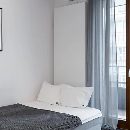 Golden - Bright And Modern -premium Building In Top Location- Solidarnosci Apartment *